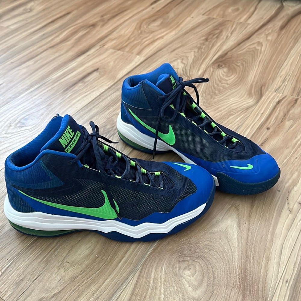 Nike Air Max Basketball shoes size 10